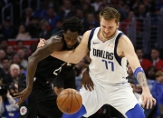 开云体育app-尼克斯横扫鹈鹕，胡金秋扛起全队的简单介绍