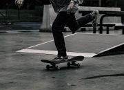 开云体育登录-赛道与球场，当F1争冠焦点遇上安哥拉对墨西哥的压制