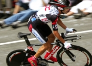 开云足球直播-灰熊最后时刻的利爪，德罗赞大场面先生如何终结火箭