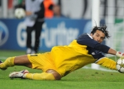 开云体育官方网站-戈贝尔最后三秒制胜封盖，广东队险胜老鹰诠释篮球戏剧性