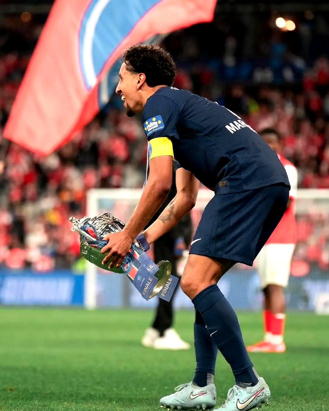 关于瑞士翻盘葡萄牙,马尔基尼奥斯一己之力扛起全队的信息 关于瑞士翻盘葡萄牙,马尔基尼奥斯一己之力扛起全队的信息