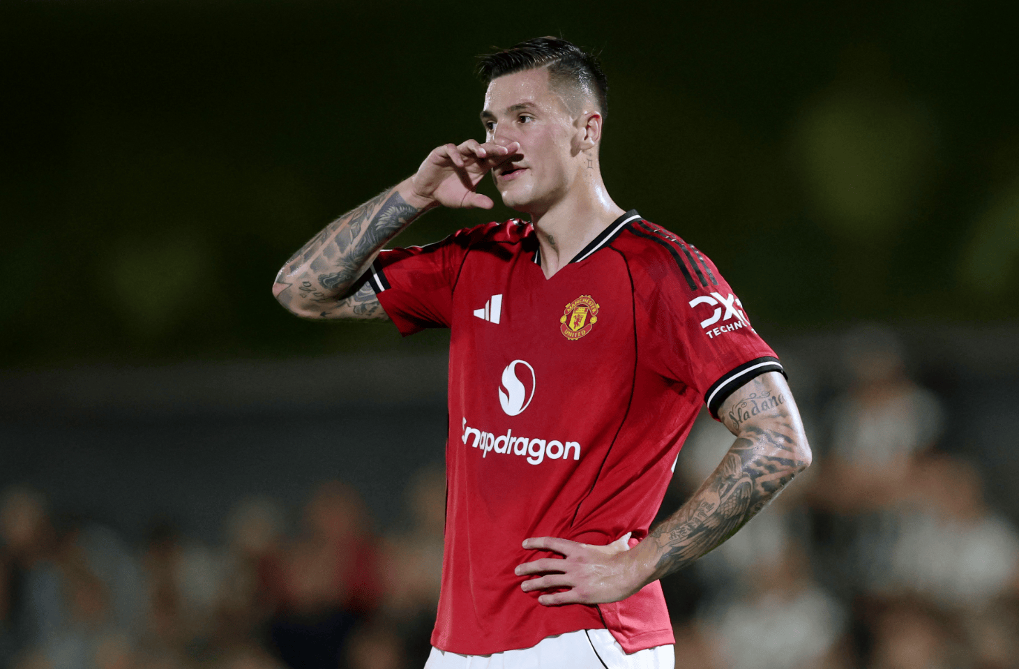 曼联中场大将恢复伤愈，蓝军战力更上一层楼的简单介绍