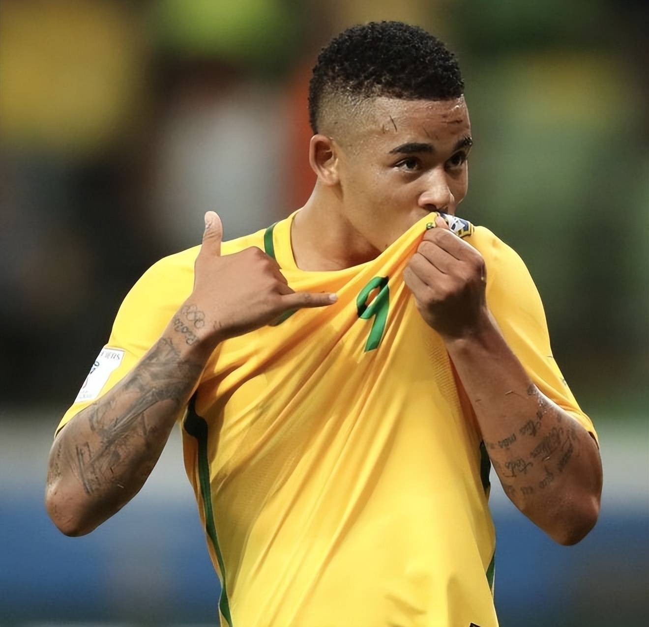 巴西国家队备战世界杯，全队备战冠军