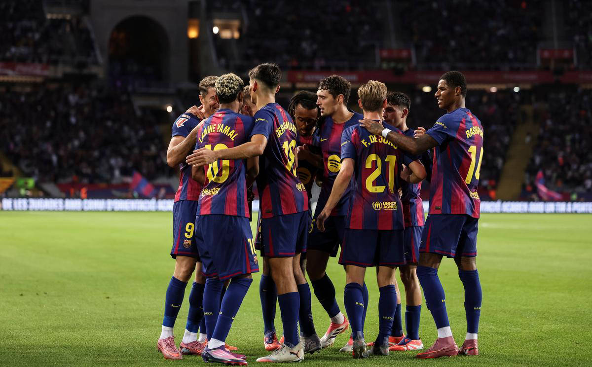 热门球队继续领跑！埃尔切主场告捷，最终封王！