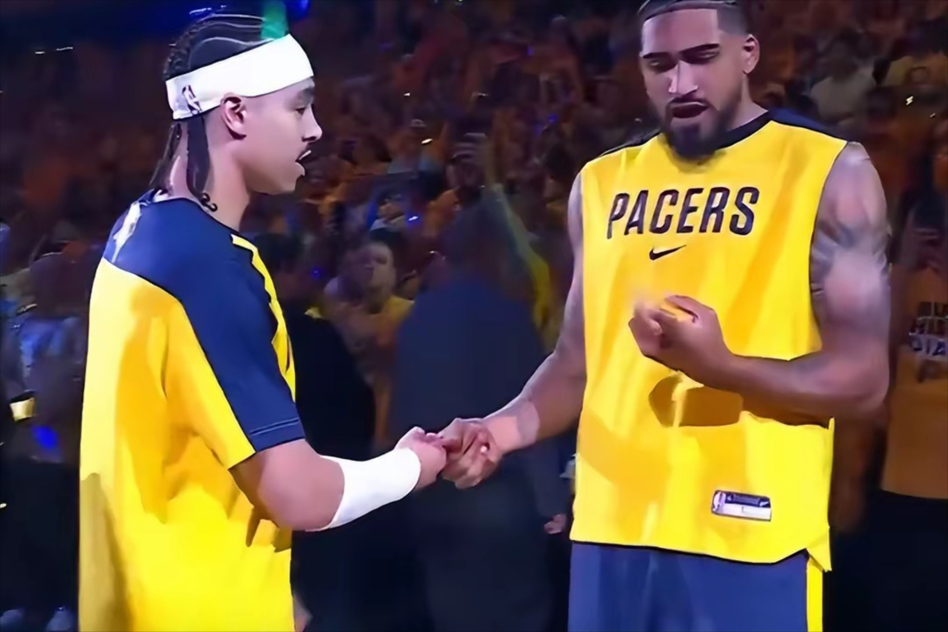 步行者完胜广州队，周琦统治全场