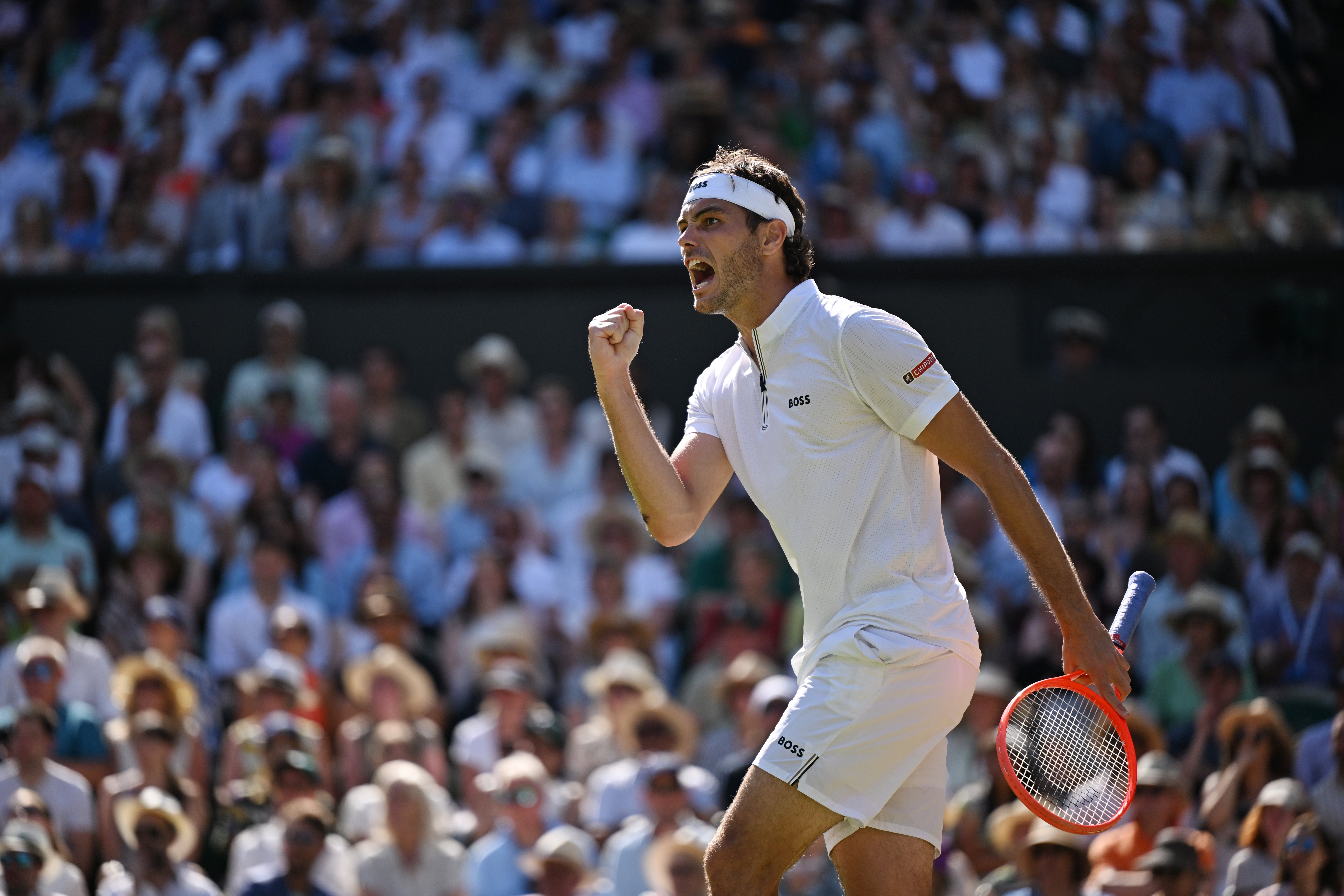 意大利网球队爆冷法国网球队，阿尔卡拉斯制霸全场