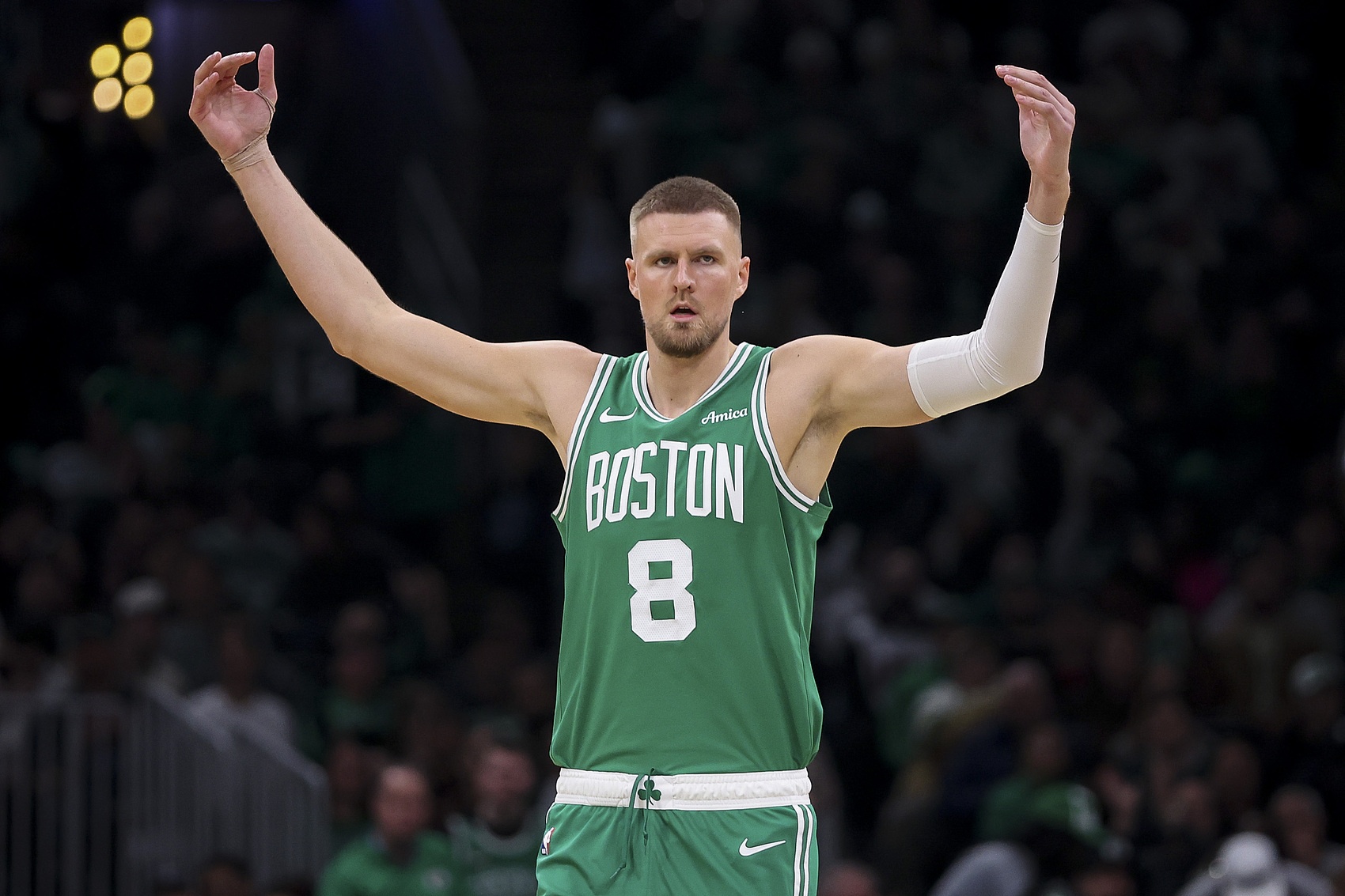 灰熊碾压尼日利亚男篮，波尔津吉斯惊艳世界的简单介绍