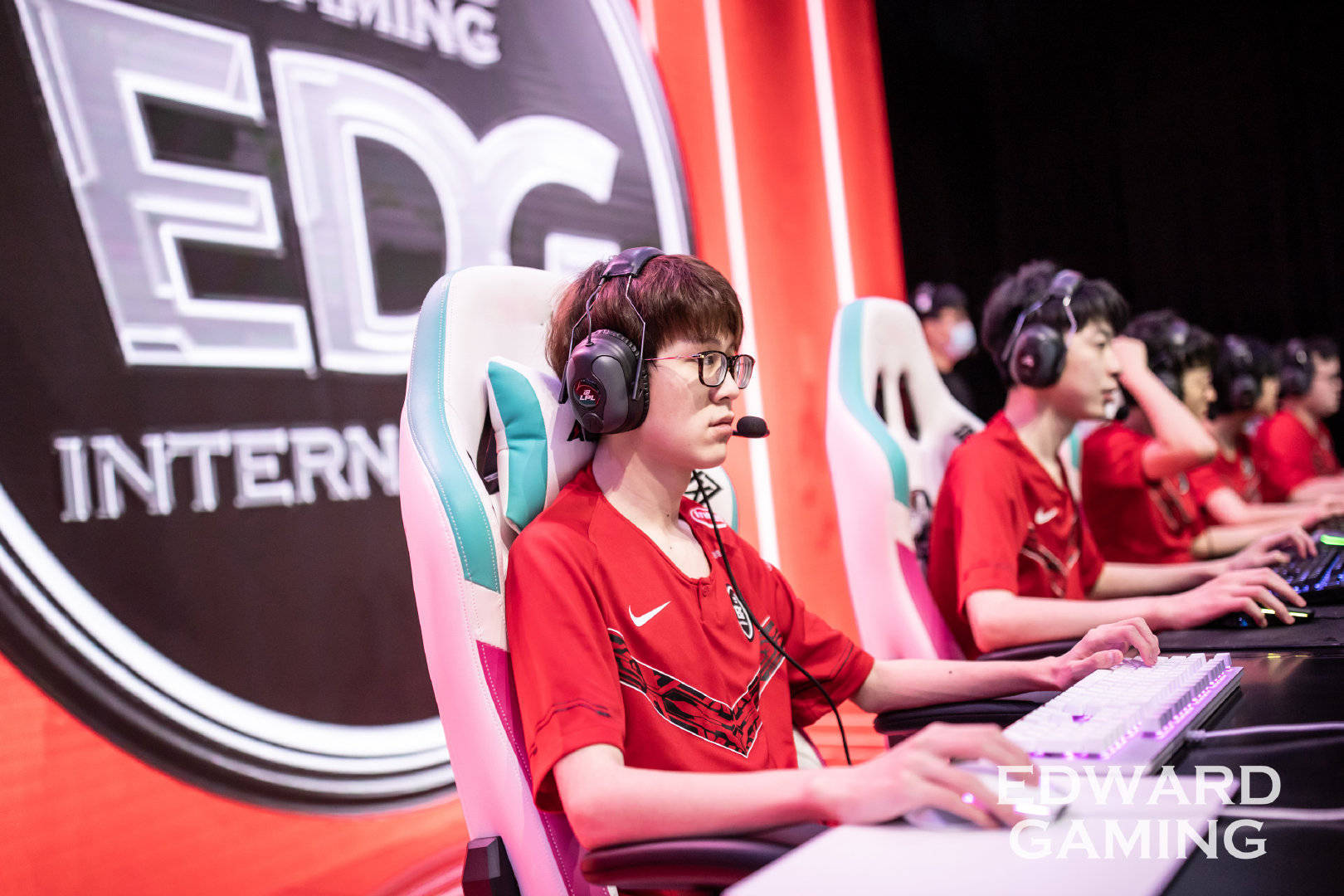 SKGaming完胜G2，Meiko2统治全场的简单介绍