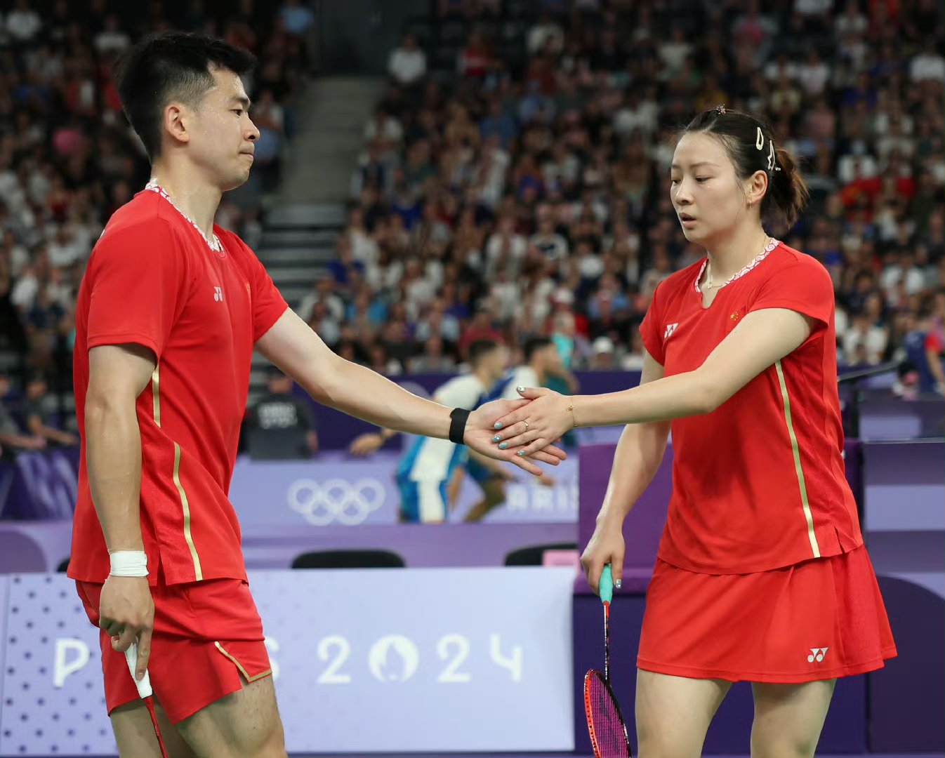 包含印尼队绝杀马来西亚队，郑思维状态火热的词条