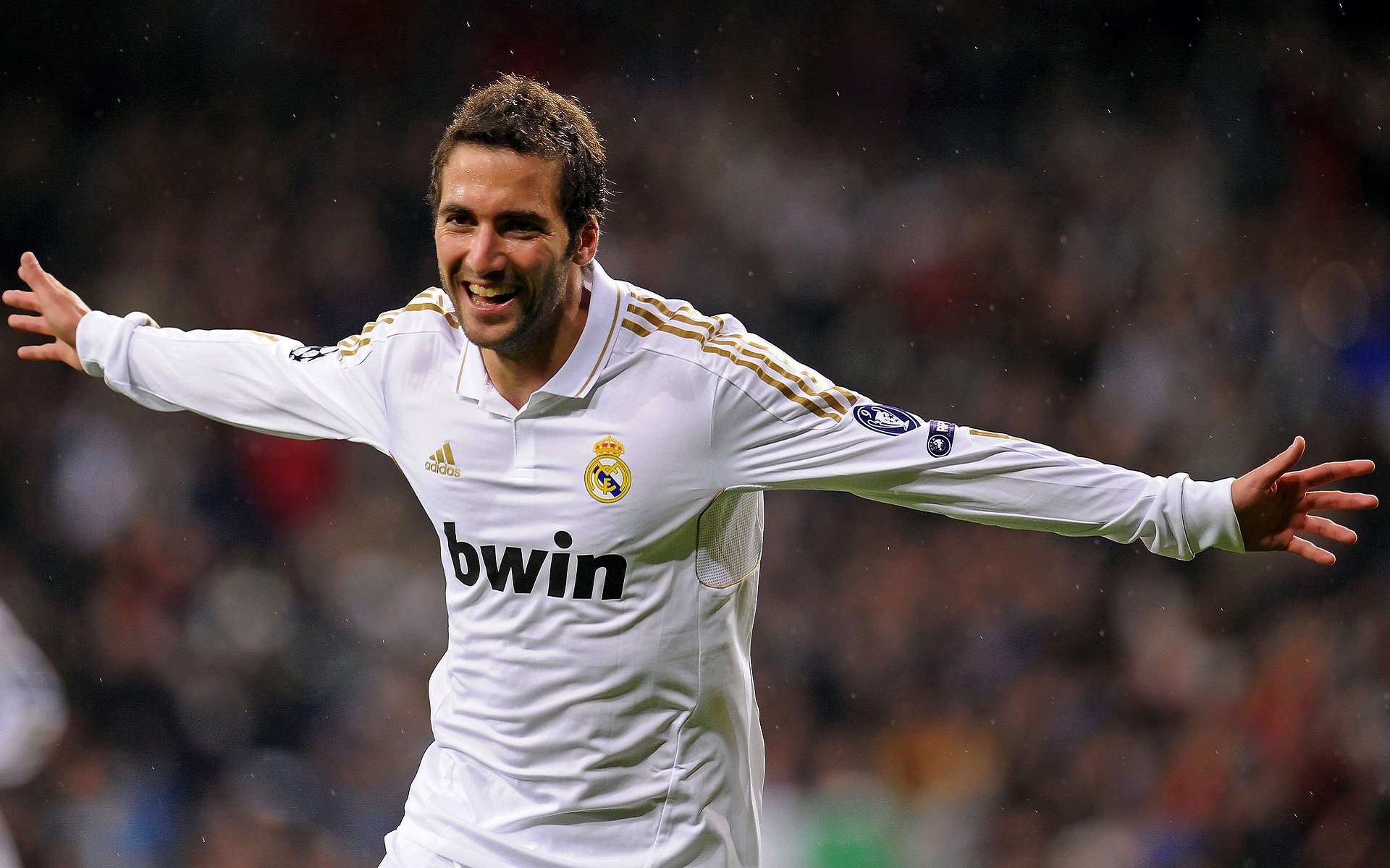 北欧风暴席卷伊比利亚，加克波一锤定音，芬兰爆冷葡萄牙改写欧洲足球版图